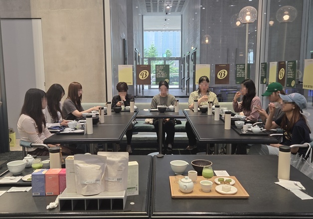 "'화장품' 넘어 '웰니스'로"…올리브영, 체험형 플랫폼 진화