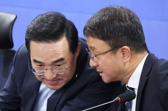 한병도 "법정 기한 내 예산안 처리"…박홍근 "3대 메가·AI 총력 지원"