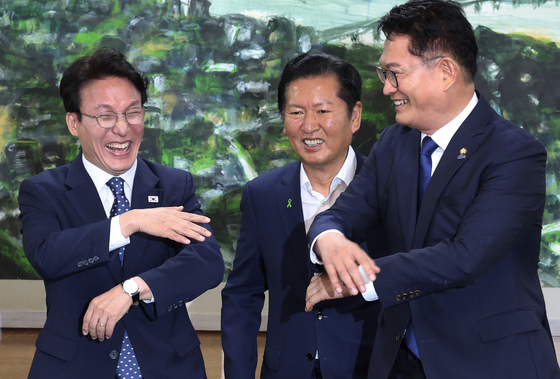 화기애애한 민주당 당권주자들
