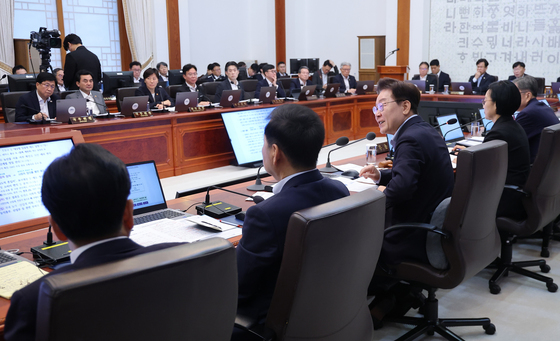 국무회의 발언하는 이재명 대통령
