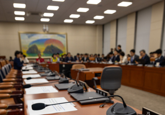 정무위, 홈플러스 회생 관련 현안질의에서 간담회로 변경해 진행