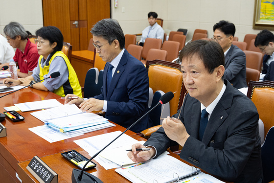 홈플러스 기업회생 관련 정무위 간담회 개최