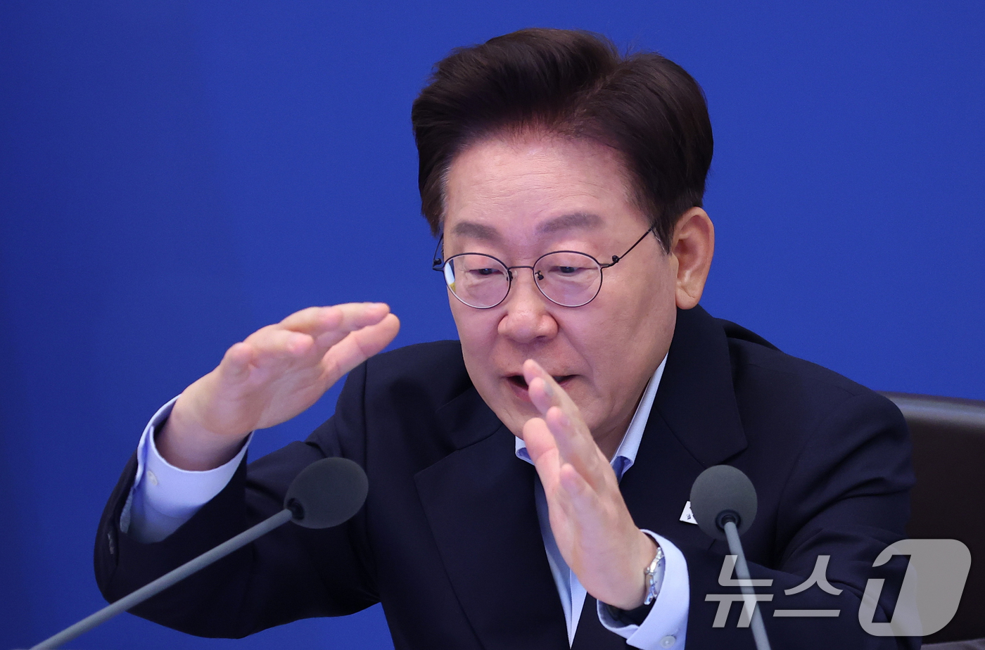 (서울=뉴스1) 허경 기자 = 이재명 대통령이 21일 청와대에서 열린 국무회의에서 발언을 하고 있다. 2026.7.21/뉴스1