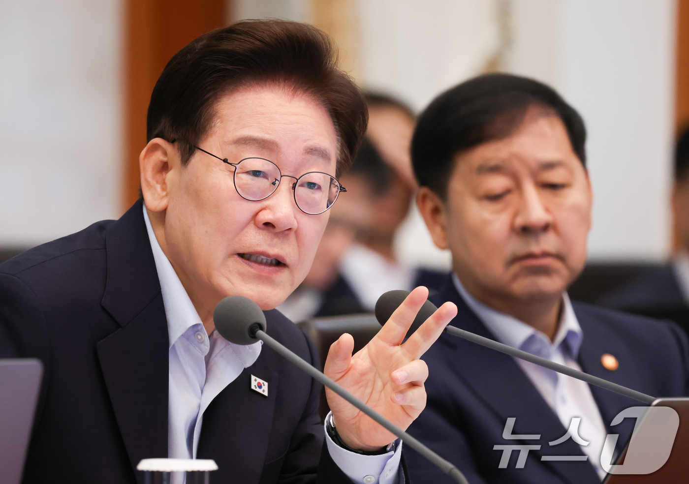 (서울=뉴스1) 허경 기자 = 이재명 대통령이 21일 청와대에서 열린 국무회의에서 발언을 하고 있다. 2026.7.21/뉴스1