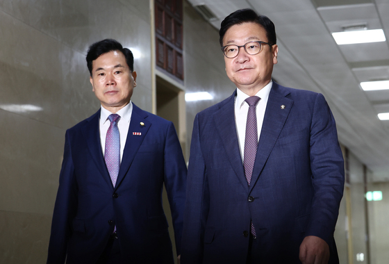 운영위원장실 향하는 정점식 원내대표