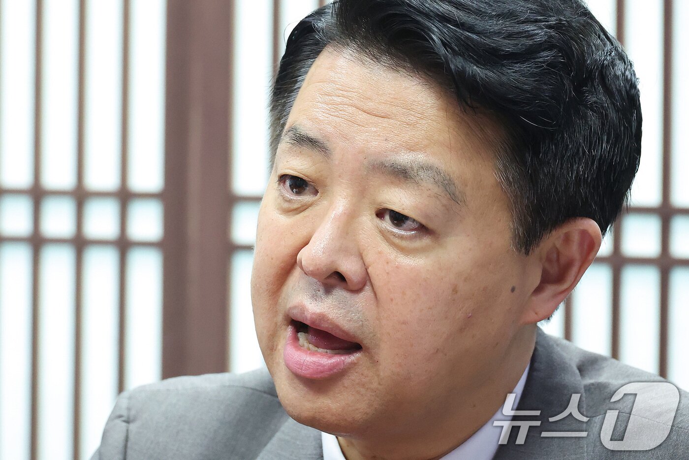 본문 이미지 - 더불어민주당 최고위원 출마를 선언한 김영호 의원이 21일 서울 여의도 국회 의원회관에서 뉴스1과 인터뷰를 하고 있다. 2026.7.21 ⓒ 뉴스1 신웅수 기자