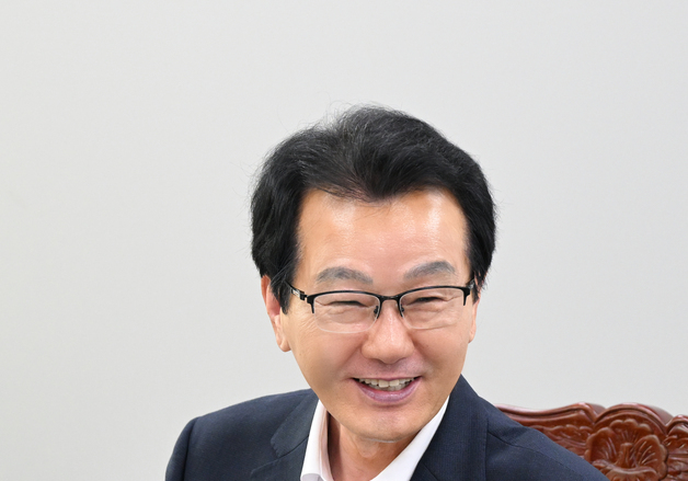 [인터뷰] 이홍기 거창군수 "성장 동력 만드는 도시로 도약할 때"