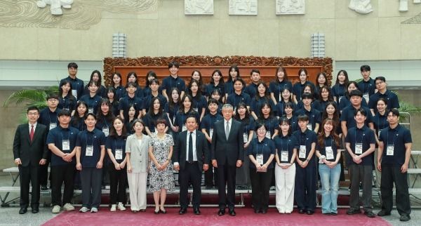 中한반도특별대표, 한국 청년들 만나 "한중은 협력 파트너"