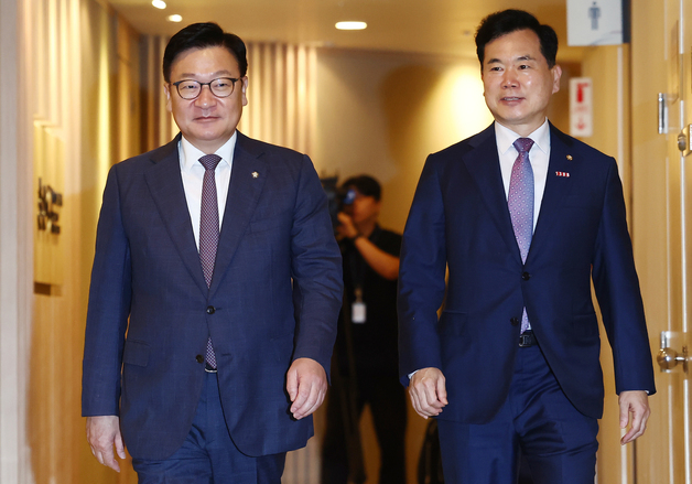 개혁신당 오찬 회동 가는 국민의힘 원내지도부