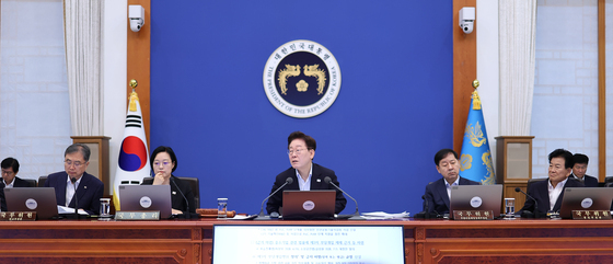 국무회의 발언하는 이재명 대통령