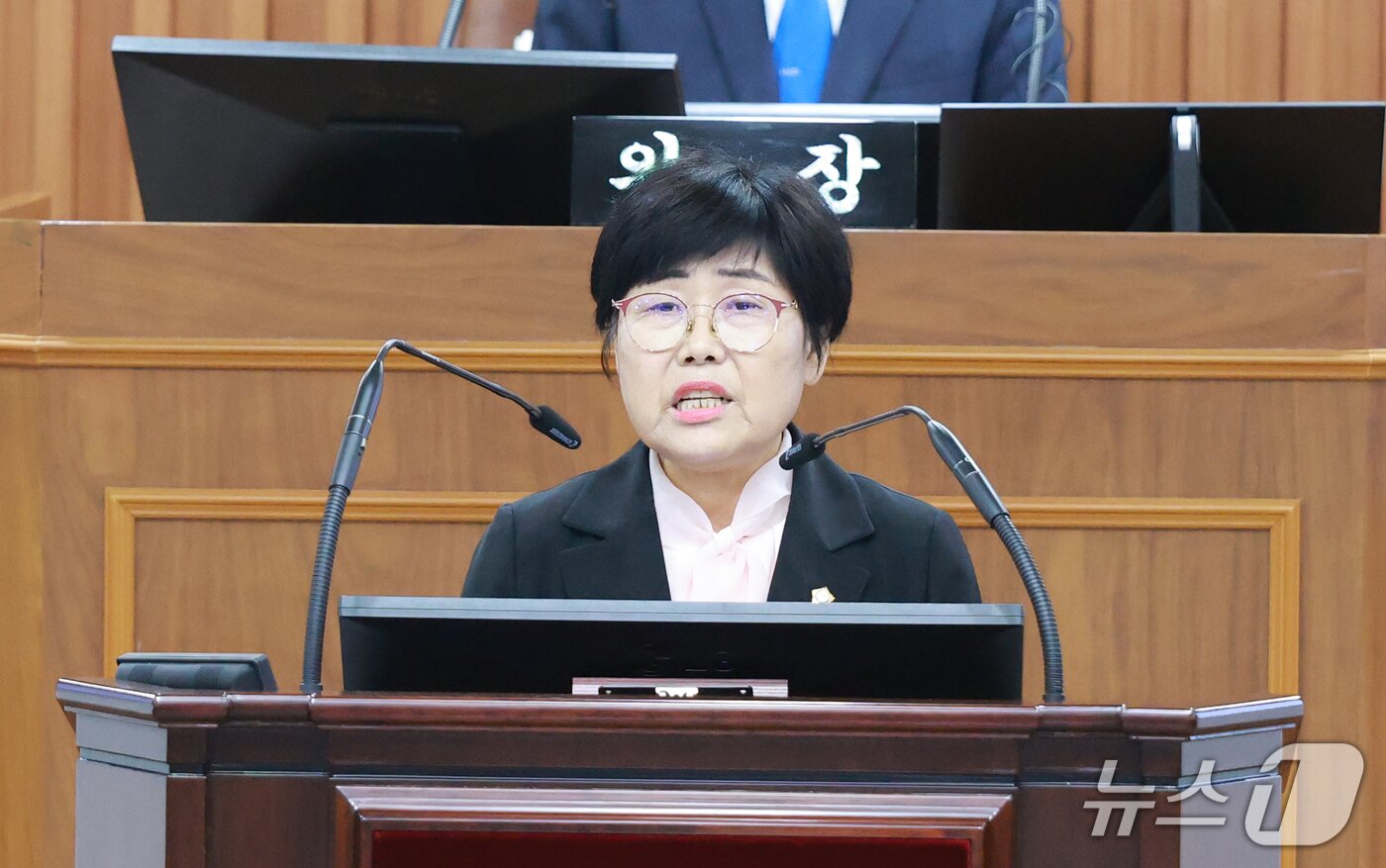 본문 이미지 - 5분자유발언하는 최정숙 의원(논산시의회 제공. 재판매 및 DB금지)/뉴스1 
