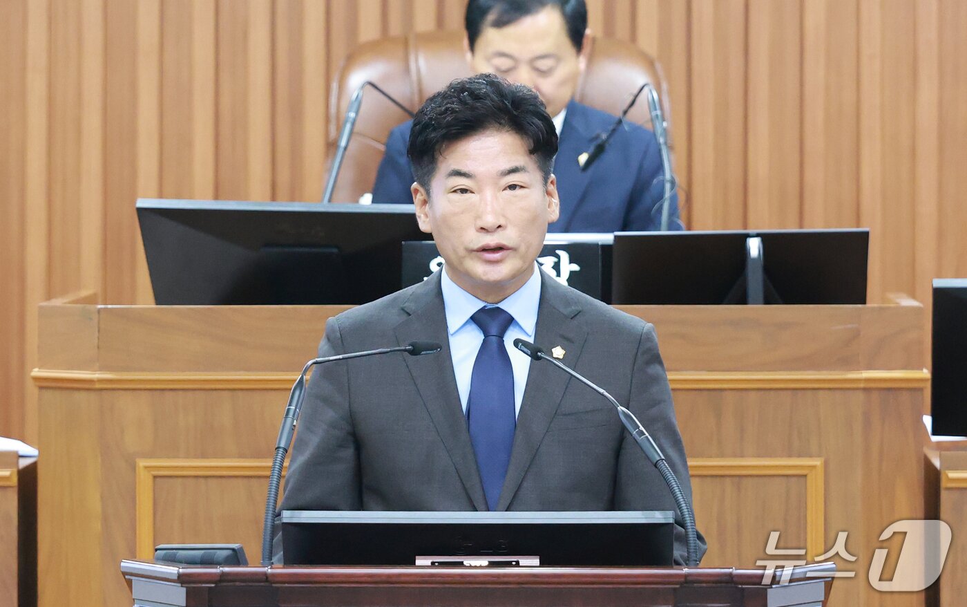본문 이미지 - 5분자유발언하는 김재광 의원(논산시의회 제공. 재판매 및 DB금지)/뉴스1 