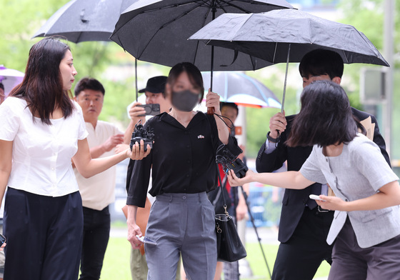 잠실 개표소 막은 '올다르크' 구속심사 1시간 40분만에 종료(종합)