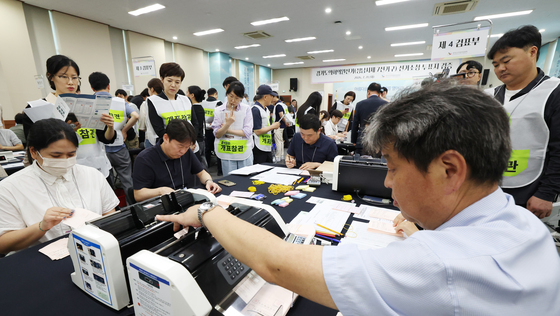 재검표 실시하는 성남시 제7선거구 경기도의원 선거