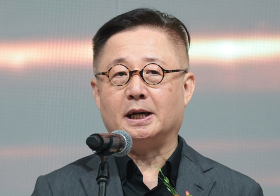 경과보고하는 정상수 교수