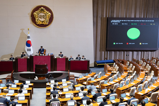 종합특검 연장법 처리…8월 23일까지 수사 연장