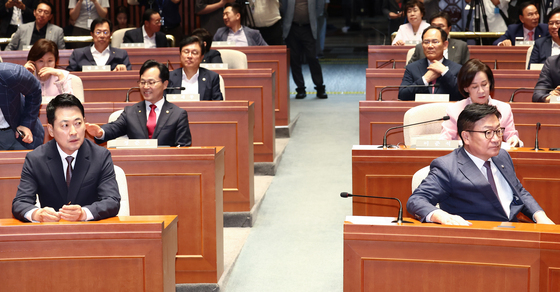 국힘 3선 중진 오늘 만찬 회동…장동혁 '올공 행보' 등 당 현안 논의 주목