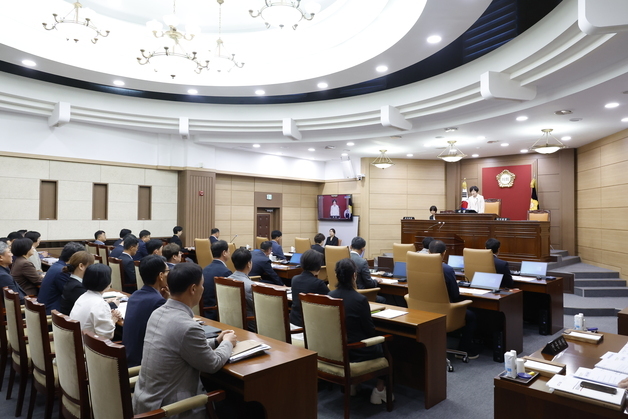 임실군의회, 제10대 원구성 후 첫 임시회…주요 업무 청취