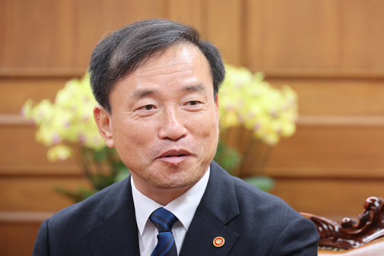 인사말하는 김종철 방미통위 위원장