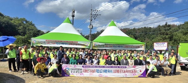 대우여객자동차·우리버스, 소외계층에 옥수수 1만5000개 전달