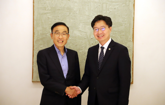 구혁채 과기부 1차관, 김기남 전 공학한림원 회장 고문과 만남