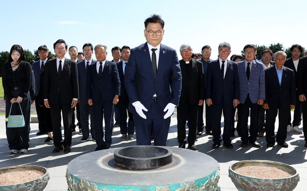 송영길 "제주~서울 KTX 해저터널 건설, 집단지성 모을 필요 있어"