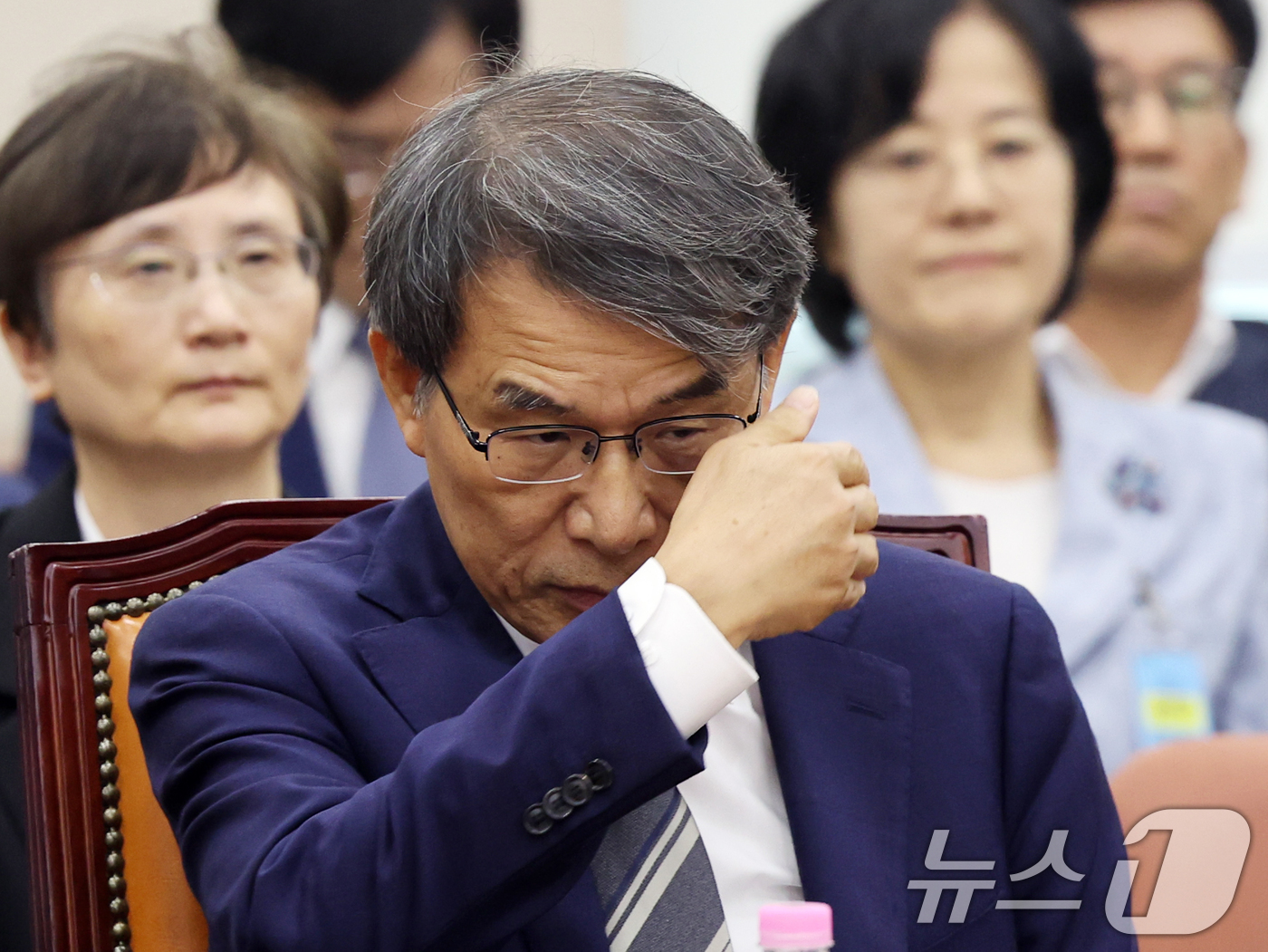 (서울=뉴스1) 황기선 기자 = 노태악 전 중앙선거관리위원장이 22일 서울 여의도 국회에서 열린 제9회 전국동시 지방선거 투표용지 부족사태 등 국민참정권 침해 진상규명 및 선거관리 …