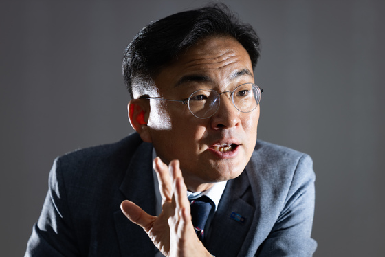 [인터뷰] 신장식 "당 자가호흡해야…총선서 반개혁 정치인과 경쟁할 것"