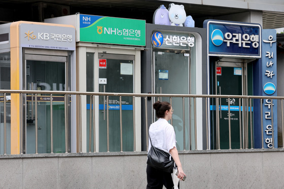 은행 연체율 9년 7개월만에 최고