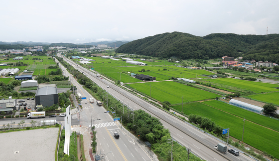 정부, 용인 반도체 산단 전력·용수 공급 앞당긴다