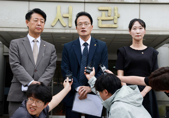 오세훈 시장 엄정 판결 촉구하는 더불어민주당 의원들