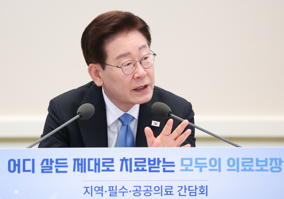 李 "자살 문제 관심 많다"…'고위험군 정보 공유' 제도 보완 주문