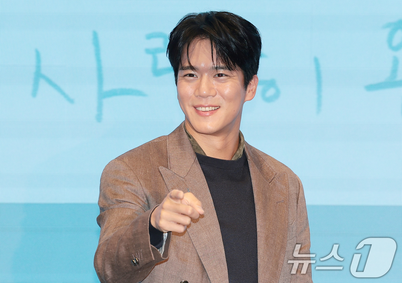 (서울=뉴스1) 권현진 기자 = 배우 하석진이 22일 서울 구로구 신도림 디큐브시티 더세인트에서 열린 KBS 2TV 새 주말드라마 ‘사랑이 온다’(극본 이경희/연출 홍석구) 제작발 …