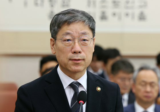 노경필 처장, 법사위 엄무보고