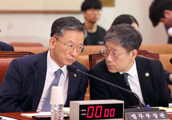 대화 나누는 정성호·노경필