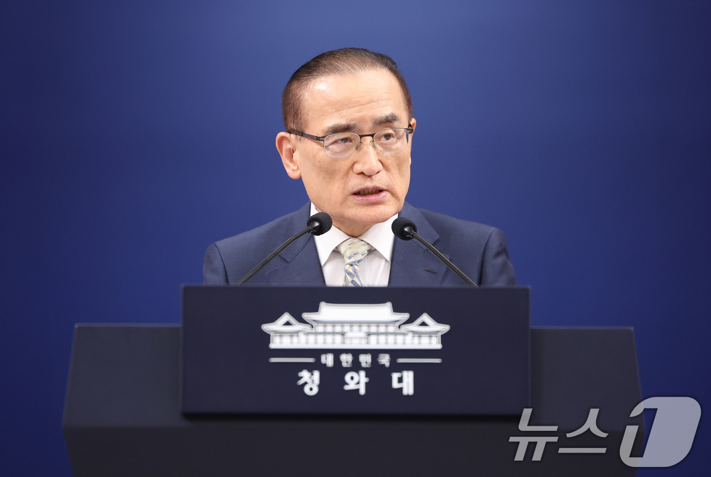 (서울=뉴스1) 허경 기자 = 위성락 국가안보실장이 22일 청와대 춘추관에서 대통령 순방 일정 관련 브리핑을 하고 있다. 2026.7.22/뉴스1