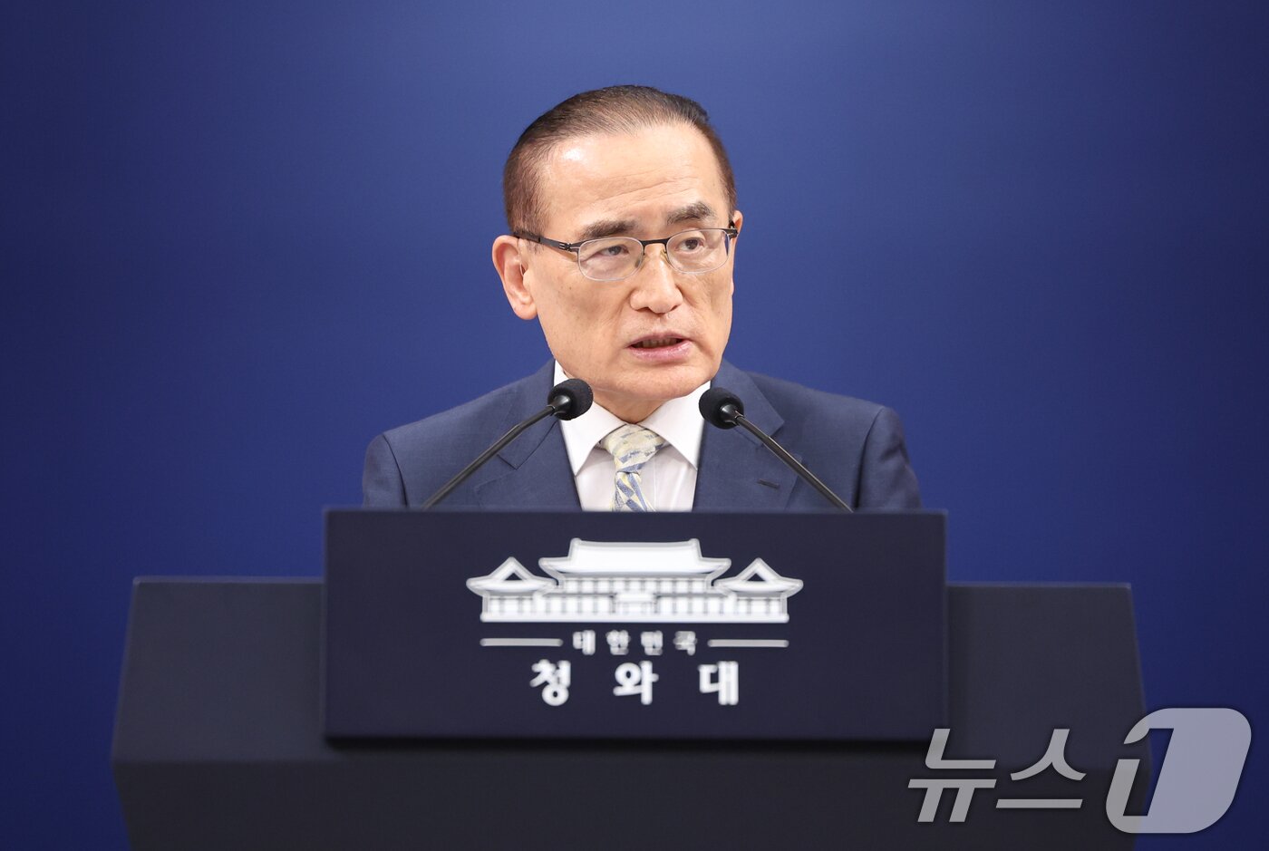 본문 이미지 - 위성락 국가안보실장이 22일 청와대 춘추관에서 대통령 순방 일정 관련 브리핑을 하고 있다. 2026.7.22 ⓒ 뉴스1 허경 기자