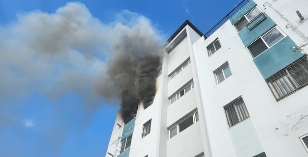 경북 성주 아파트 5층서 화재…"주의" 긴급재난문자