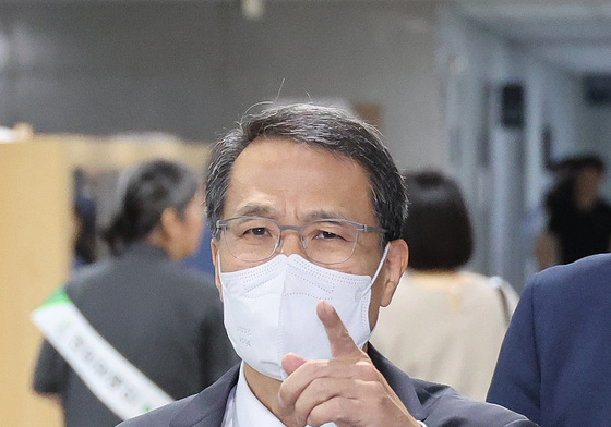 유재성 직무대행, 행안위 당정 참석