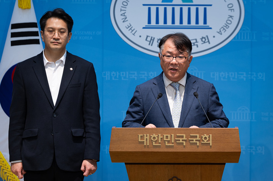 '쌍방울 대북송금 사건' 변호인 서민석 변호사, 공수처 참고인 조사 입장 발표