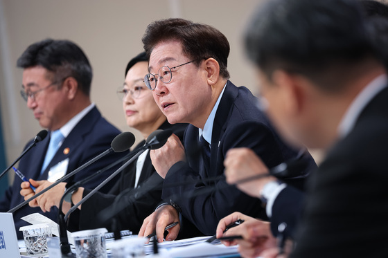 "이미 계약했는데 대출 막혀"…李 보완책 지시에 해법 찾는 금융위