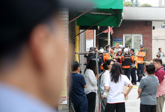 '경산 아파트 방화' 50대 여성 피해자 사망…사망자 2명으로 늘어