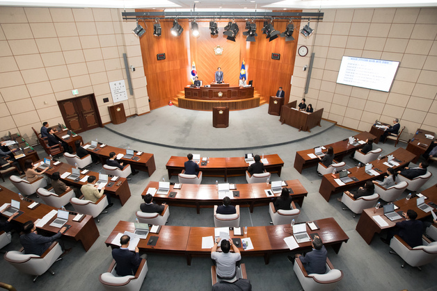 군산시의회 "지방자치 구현 위해 '지방의회법' 조속 제정해야"