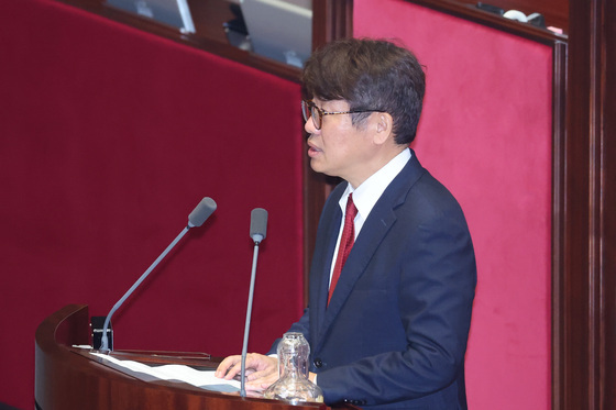 당선 인사하는 유의동 신임 국토교통위원장