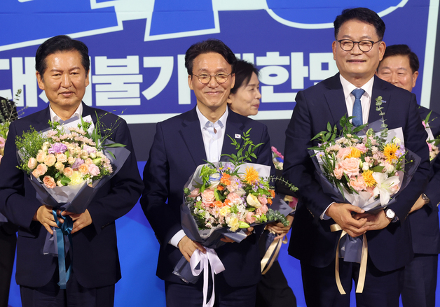 與 '신천지 전대 개입설' 놓고 최고위원 간 입씨름…당 "예의주시"