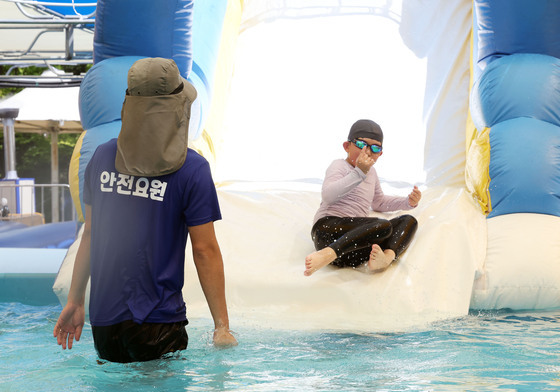 멋지게 슬라이딩