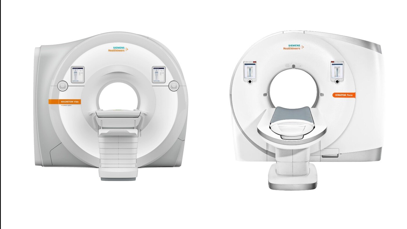 본문 이미지 - 지멘스 헬시니어스의 3.0T MRI '마그네톰 비다'(좌)와 듀얼소스 CT '소마톰 포스'(우). (지멘스 헬시니어스 제공)