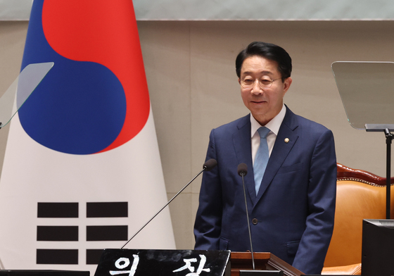 개회사하는 조정식 국회의장