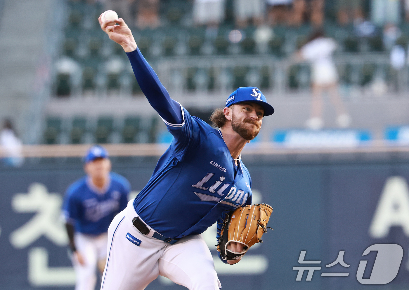 (서울=뉴스1) 구윤성 기자 = 24일 오후 서울 송파구 잠실야구장에서 열린 프로야구 '2026 신한은행 SOL KBO리그' 삼성 라이온즈와 두산 베어스의 경기, 삼성 선발투수 페 …