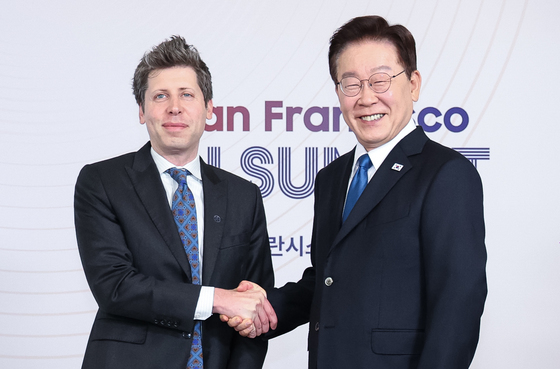 샘 올트먼 오픈AI CEO "AI 혁명, 한국 없었으면 불가능"
